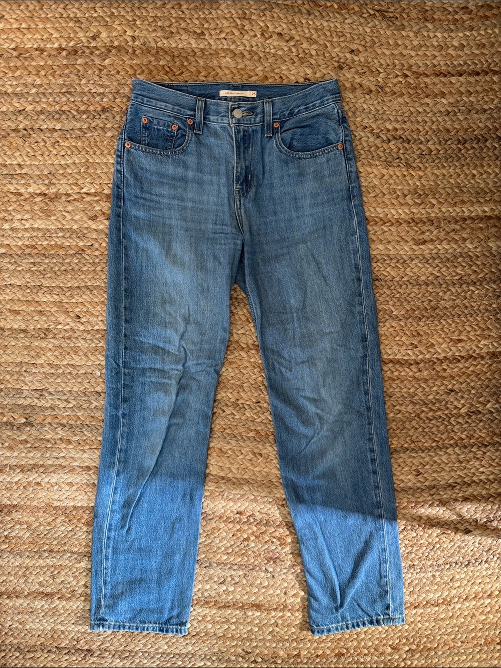 Levi’s Low Pro Straight